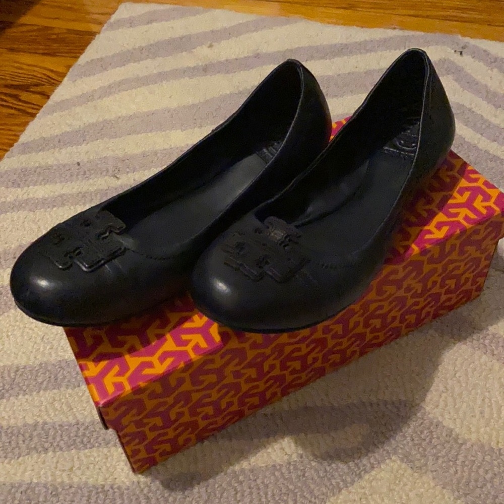 Tory Burch navy flats
